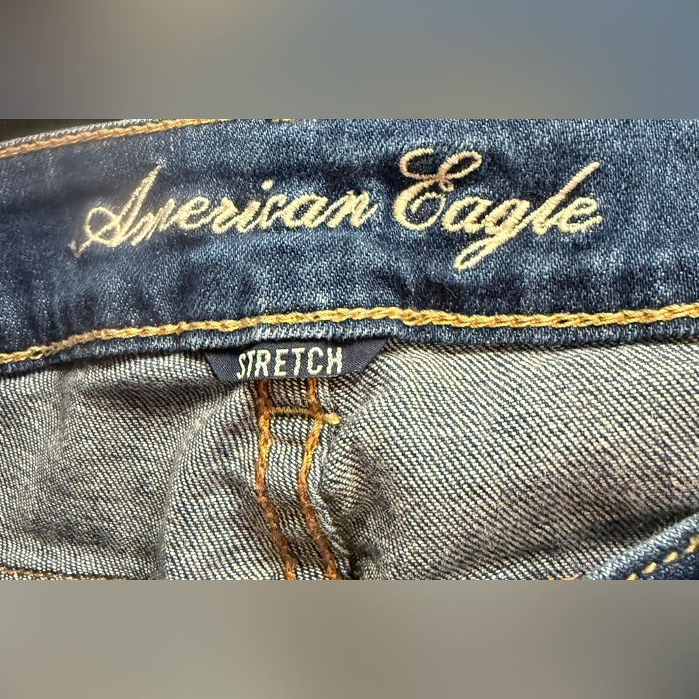 American Eagle Favorite Boyfriend Jeans Size 8 Regular Stretch Dark Wash - Picture 9 of 10